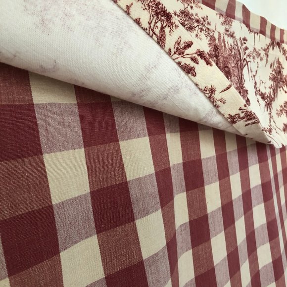 Red/Off-White Buffalo Check +Toile Door Curtain - Picture 6 of 9